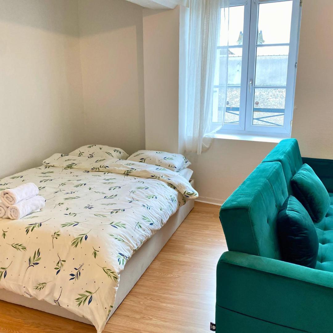 Charmant Studio A Etampes Lejlighed Eksteriør billede